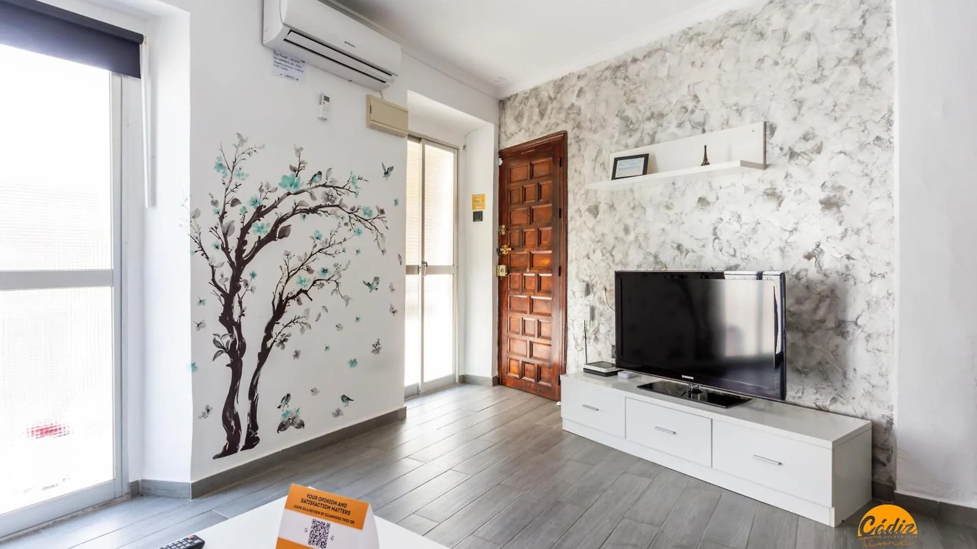 Modern Haven Loft By Cadiz Time Lägenhet 0*,  Spanien